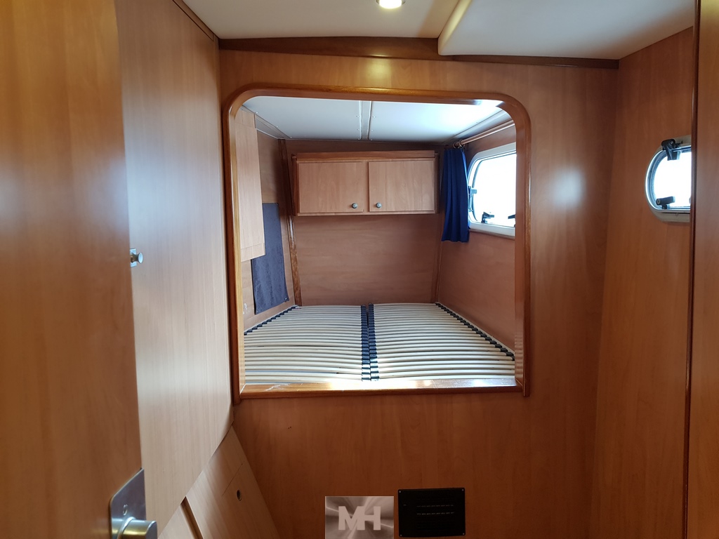 Refit catana 43 37 