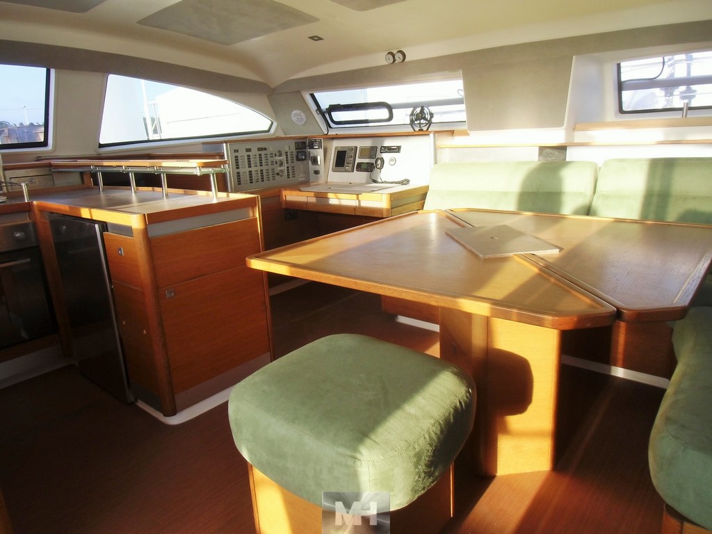 Refit catana 50 18 