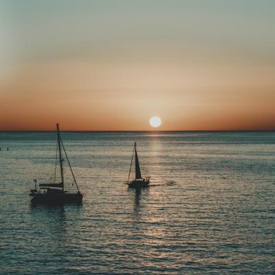 Sunset boats